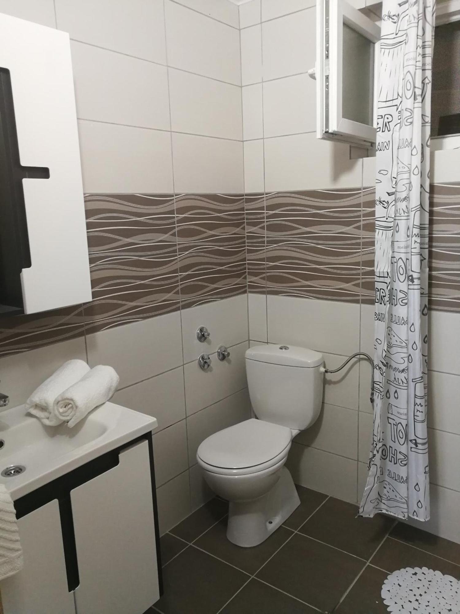Apartments With A Parking Space Smoljanac, Plitvice - 12345 Bilik gambar